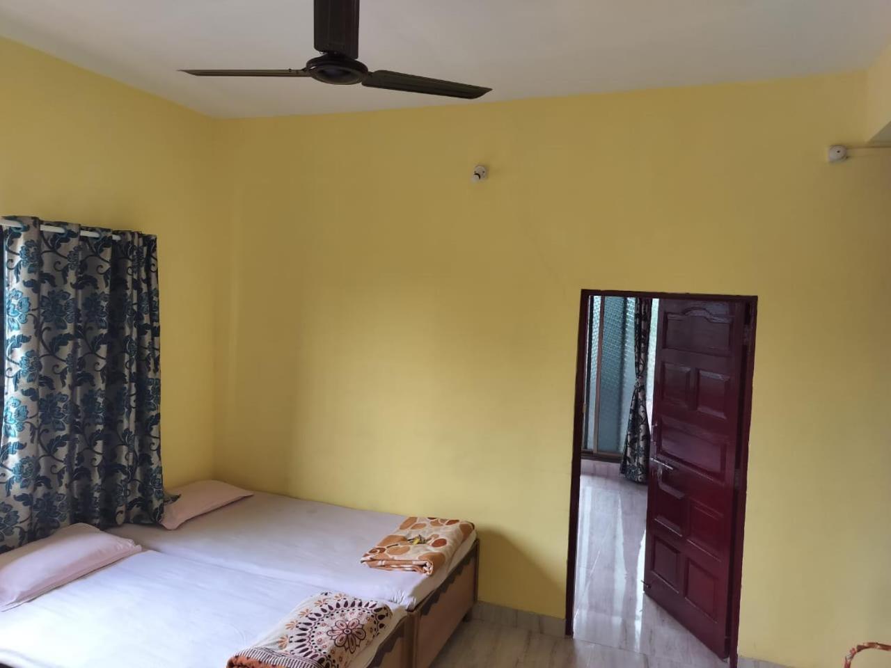 Gulmohar Cottages - Home Stay In Alibag Bagian luar foto